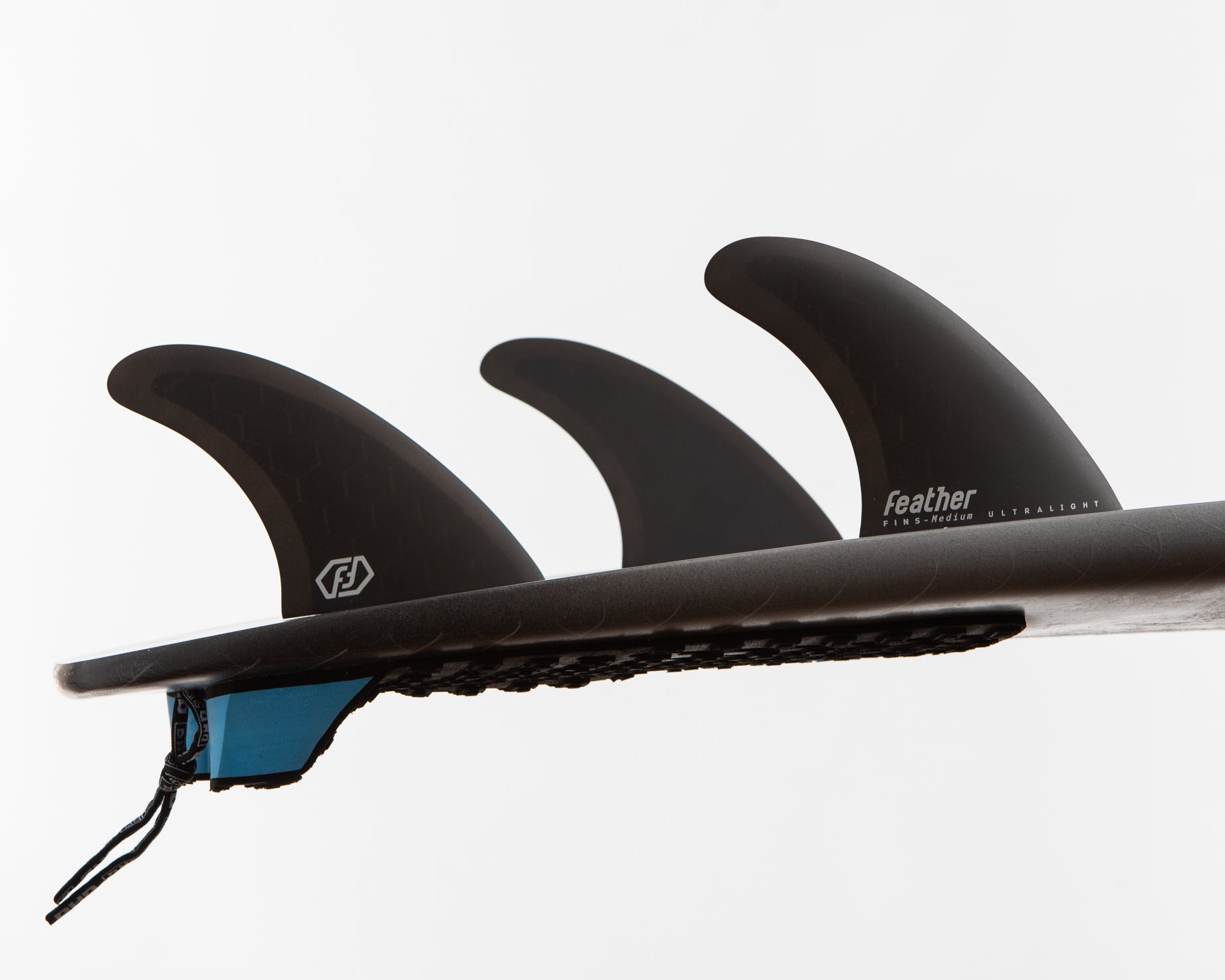 ULTRALIGHT HEXA CORE BLACK.