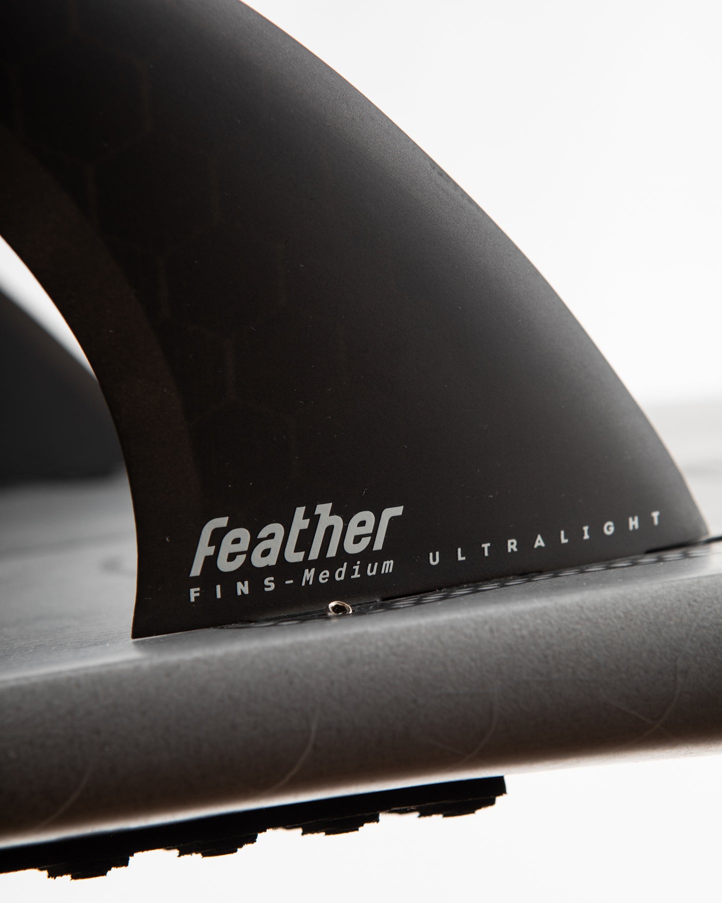 ULTRALIGHT HEXA CORE BLACK.