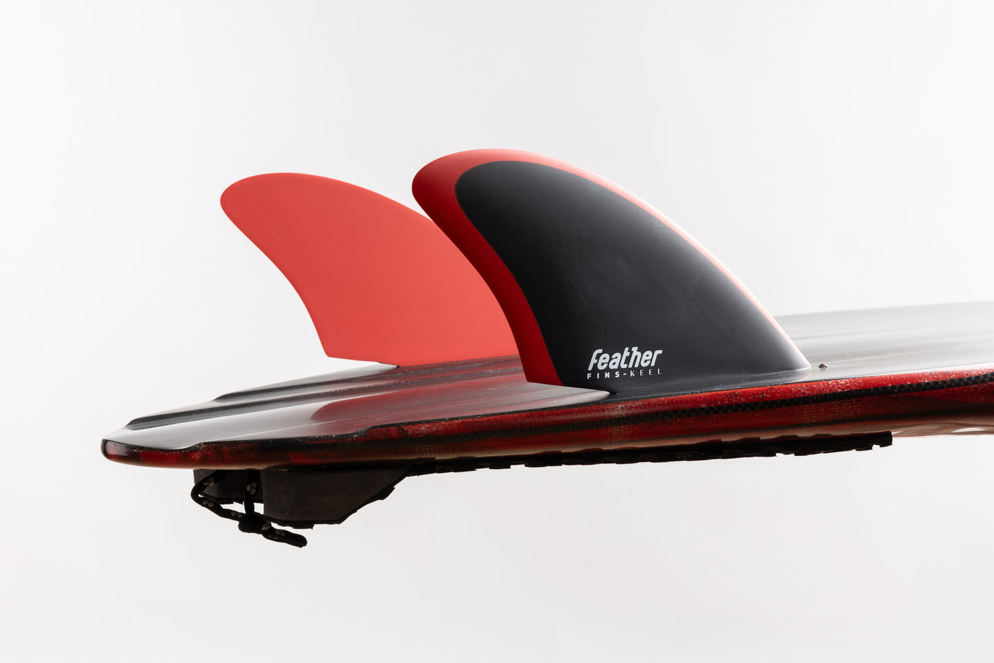 KEEL BLACK/RED.