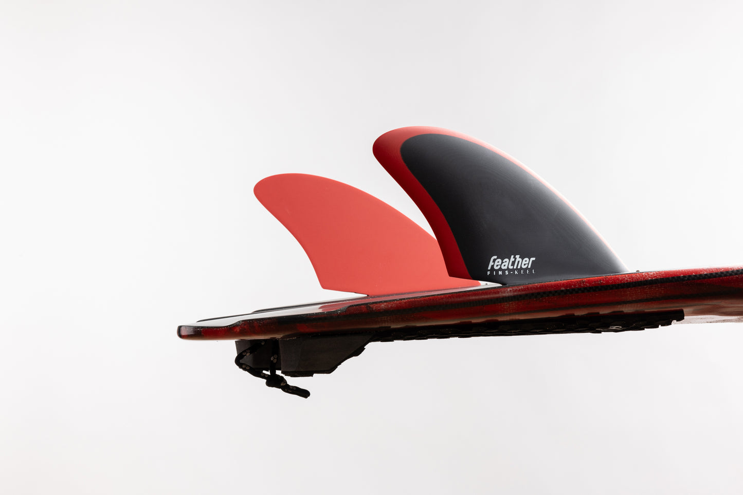 KEEL BLACK/RED.