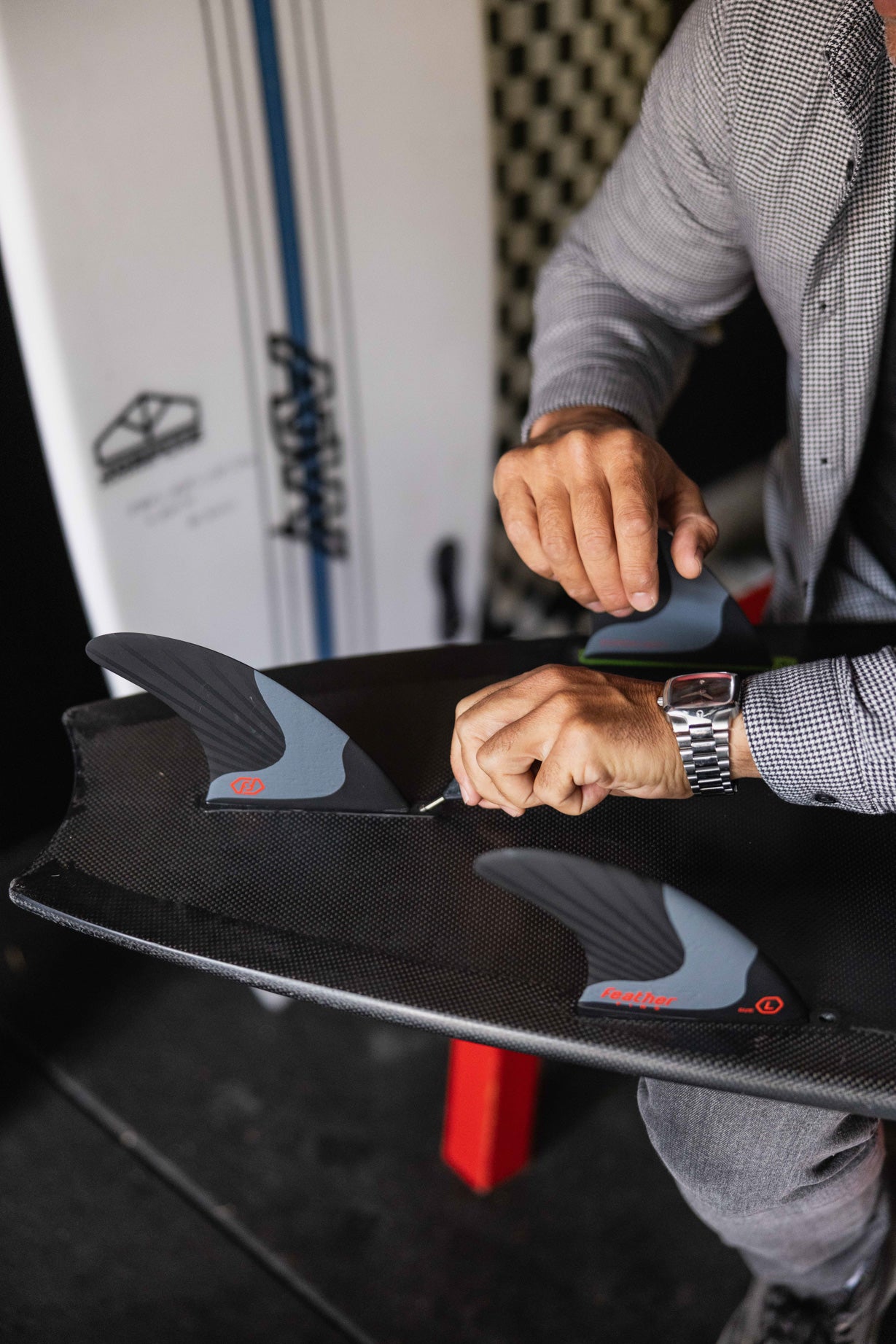 SUPERLIGHT BLACK.