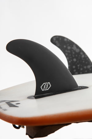 FIBERGLASS SERIES BLACK. SINGLE TAB