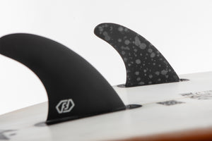 FIBERGLASS SERIES BLACK. SINGLE TAB