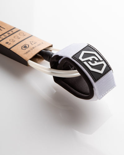 LEASH WHITE 5' to 8'
