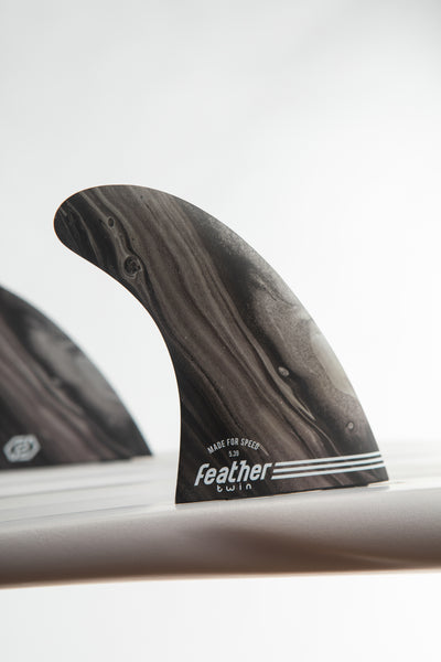 PERFORMANCE TWIN FIN BLACK.