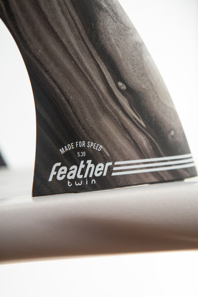 PERFORMANCE TWIN FIN BLACK.
