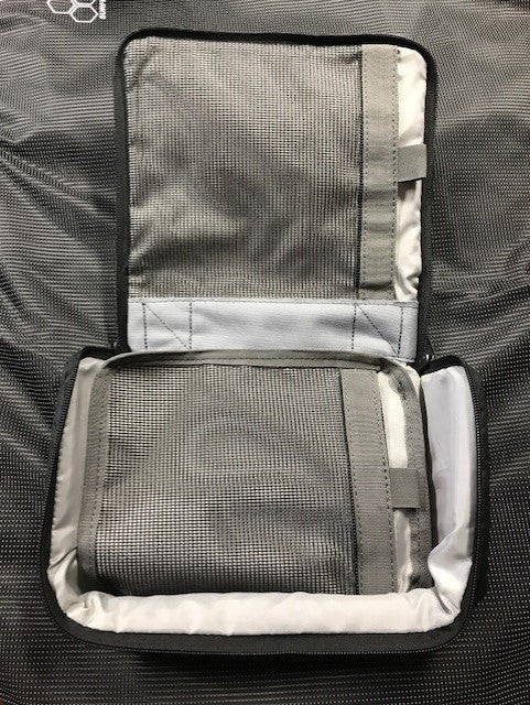 FINS CASE