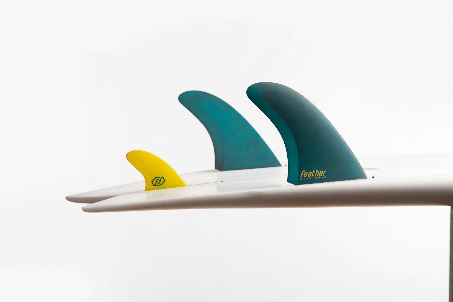 TWIN FIN GREEN AKILA 2+1.