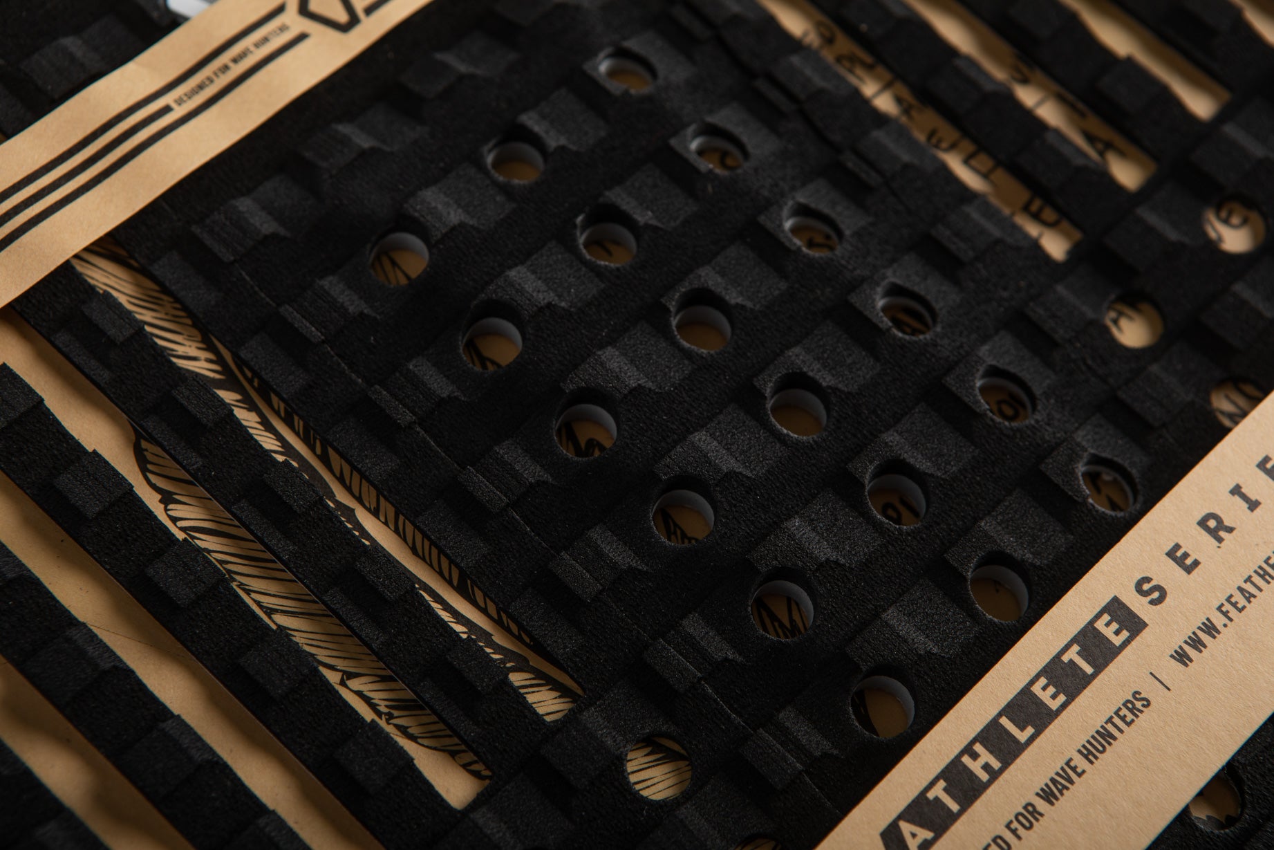 SIGNATURE TRACTION PAD JOAN DURU BLACK.